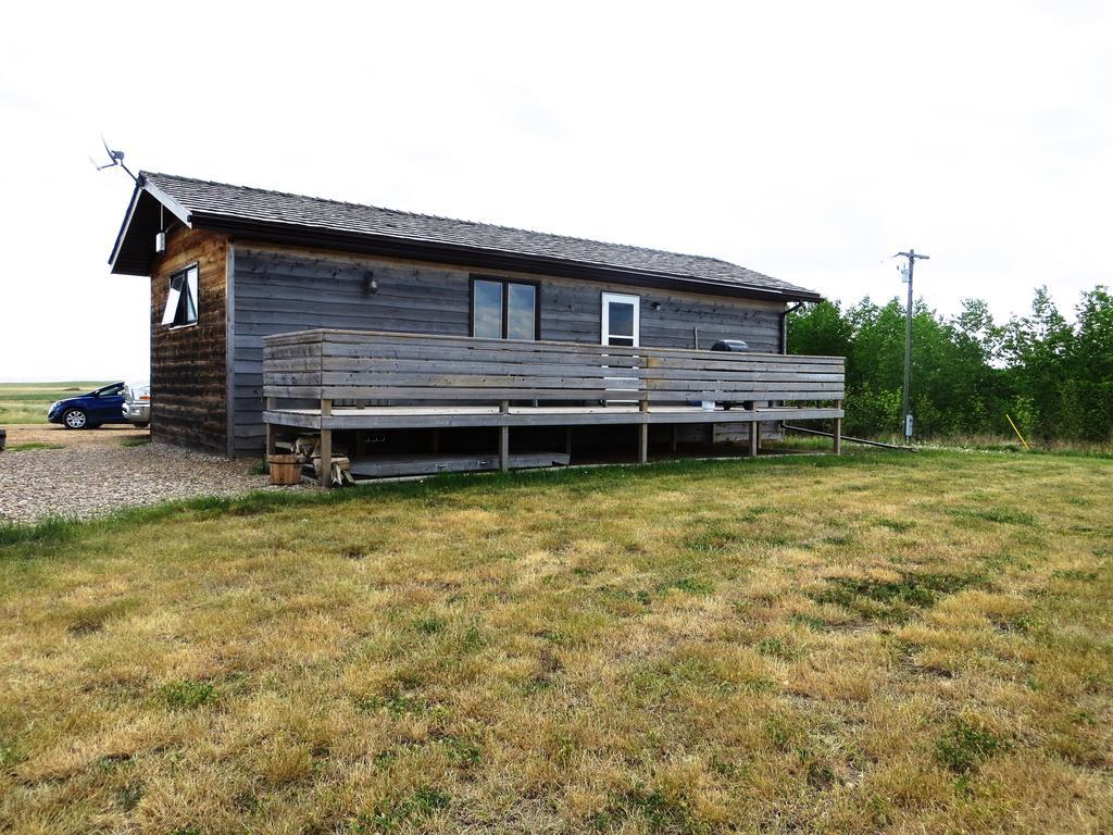 Foxlake Retreat Casa de hóspedes Hanna Exterior foto